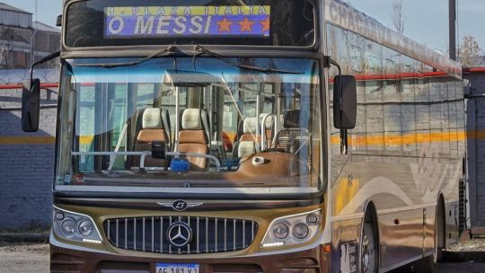 La ocurrencia de la línea de colectivos 39 para festejar el cumpleaños de Messi