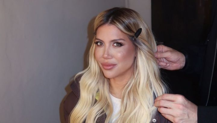 Entramos al vestidor de Wanda Nara: cuánto cuesta su lujosa colección de carteras rosas