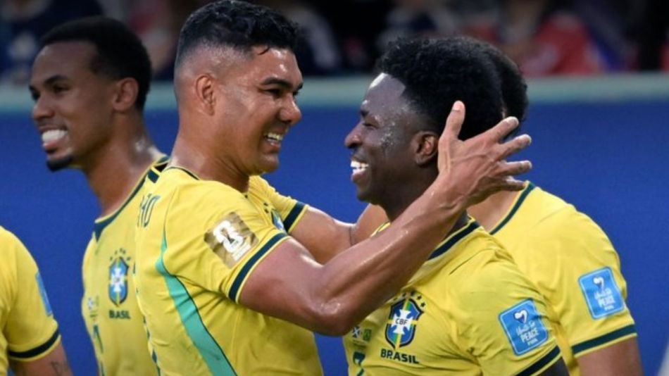 La Selección de Brasil goleó a Escocia