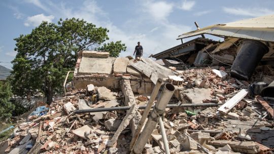 Venezuela earthquakes death toll nears 600 amid desperate rescue effort