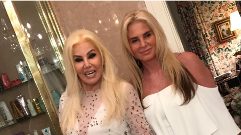Susana Giménez,  Mercedes Sarrabayrouse