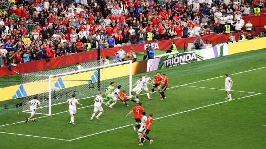 Bélgica despertó con una goleada, Egipto aguantó ante Irán y el Grupo G ya tiene clasificados