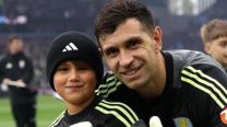 Torta con temática mundialista, galletitas personalizadas y gigantografía: Así fue el cumpleaños de Santi, el hijo de Dibu Martínez