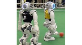 280626_robot_futbol_cedoc_g
