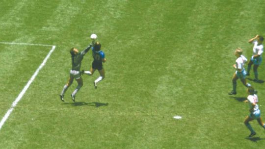 En cada Mundial, Maradona y Messi, son las fotos más búscadas