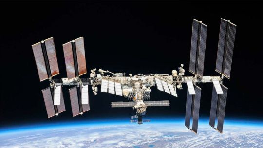 La NASA proyecta hundir la Estación Espacial Internacional en el Pacífico y genera fuertes críticas ambientales