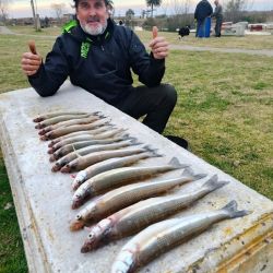 Julio y agosto prometen seguir brindando grandes emociones a los pescadores de pejerrey. Ya la especie se aclimatará a los fríos, y los rindes que, en este momento son buenos, serán aún más interesantes.