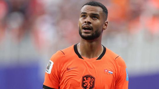 El drama de Cody Gakpo: su pareja perdió un bebé, pero él se queda con Países Bajos en el Mundial 2026