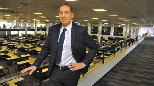 Encuesta: Santilli asume con el 50,6% de imagen negativa, pero duplica el piso de aceptación de Adorni