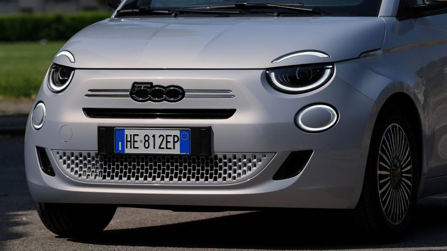 Así es el nuevo Fiat 500 descapotable