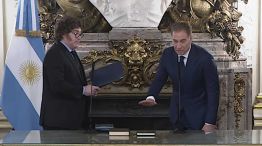 El Presidente Javier Milei toma juramento al nuevo Jefe de Gabinete, Diego Santilli 30062026