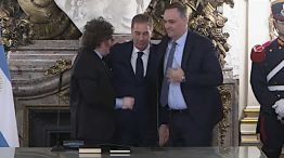 El Presidente Javier Milei toma juramento al nuevo Jefe de Gabinete, Diego Santilli 30062026