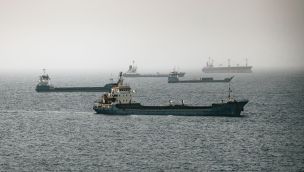 Strait Of Hormuz Reopening Complicated By Mines And Uncertainties Of Ceasefire