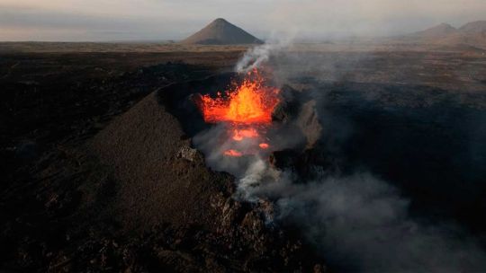 El volcán Monte Erebus ubicado en la Antártida expulsa cristales de oro que viajan por el aire hasta 1.000 kilómetros de distancia