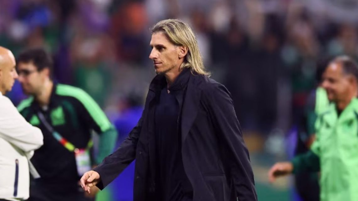 Sebastián Beccacece confirmou sua saída do Equador após a eliminação da Copa do Mundo de 2026 Sebastián Beccacece confirmou sua saída do Equador após a eliminação da Copa do Mundo de 2026