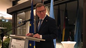 Johann Wadephul durante el encuentro organizado por la Embajada de Alemania en Argentina