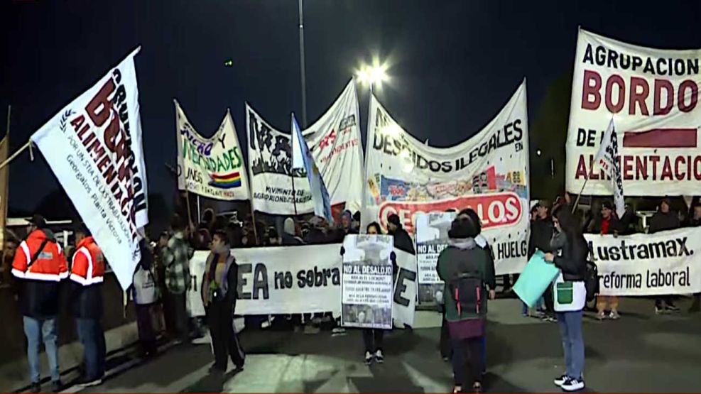 Corte total en la Panamericana por protestas de trabajadores 30062026