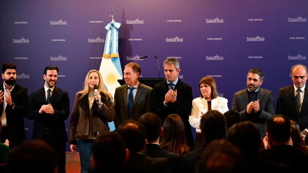 Reunión Milei con Legisladores 01072026