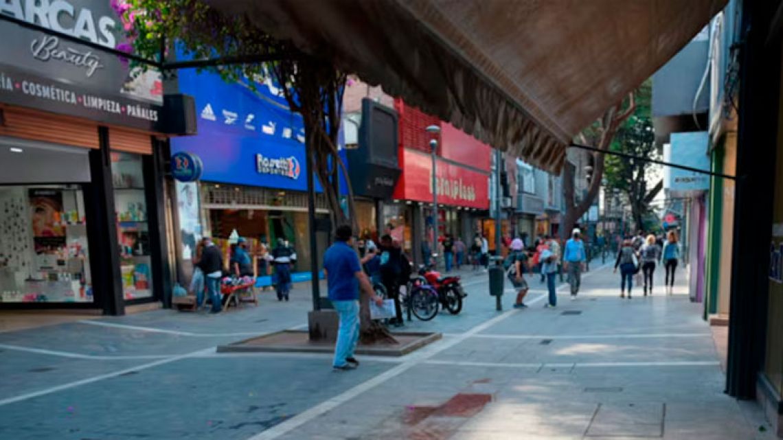 El consumo se derrumba en Córdoba: las ventas minoristas cayeron 18% en junio