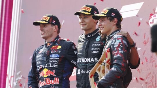 Verstappen volvió y complicó el fin de semana perfecto de Mercedes 