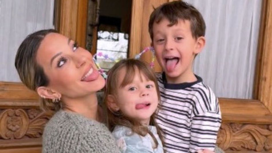 Noelia Marzo y sus hijos, Donatello y Alfonsina