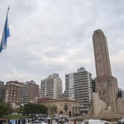 La humedad y los cielos cubiertos serán la regla en el centro del país, actuando como escudo contra las heladas