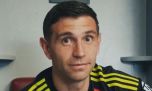 Dibu Martínez mostró la habitación que construyó para guardar sus premios con la Selección Argentina