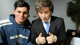 Un activista con pedido de captura en España aseguró que Milei le ofreció refugiarse en la embajada argentina