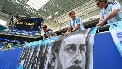 Hinchas argentinos en el Estadio de Miami