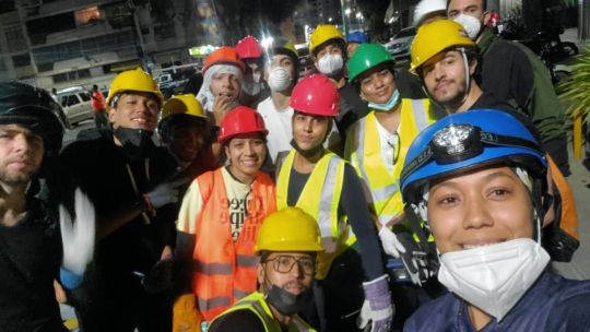 El desgarrador testimonio de un rescatista tras la tragedia en Venezuela: "Tuve que pasar por encima de cadáveres"