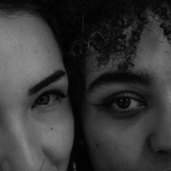 Color de ojos.