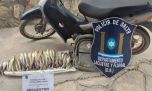 Pesca ilegal en Cabra Corral: un motociclista fue sorprendido con 140 pescados en una mochila