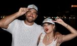 La boda de Taylor Swift y Travis Kelce llegó a Times Square: la imagen que sorprendió a los fanáticos y el inesperado rol de Adam Sandler
