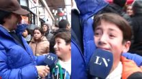 El emotivo momento de Robertito Funes Ugarte con un nene