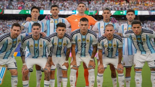 La Selección Argentina busca el pasaje a cuartos ante Egipto en una jornada histórica: la impactante marca que alcanza hoy