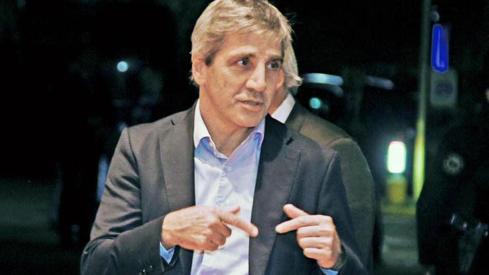 050726_luis_toto_caputo_na_g