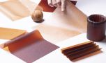 Moda y biotecnología: los materiales del futuro que nacen de hongos, bacterias y residuos
