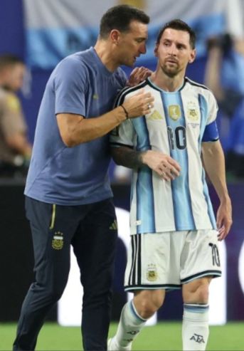 Lionel Scaloni y Lionel Messi en el Mundial 2026