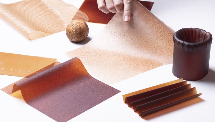Moda y biotecnología: los materiales del futuro que nacen de hongos, bacterias y residuos