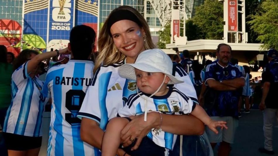 Eva Bargiela y su bebé Faustino