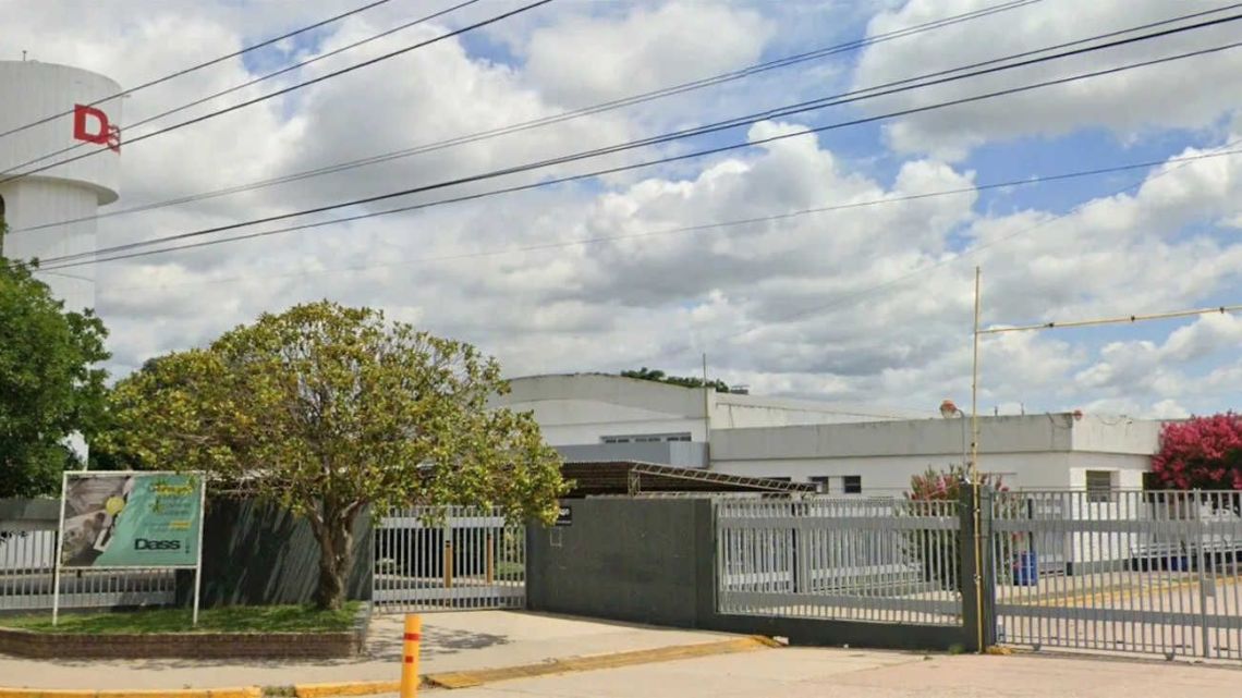El fabricante de Nike y Adidas cerrará su última planta en Argentina y despedirá a 150 trabajadores