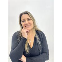 Sanar el pasado para transformar el presente: la mirada holística de Pamela Montero