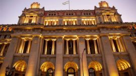 La Corte Suprema convoca a conjueces para un nuevo debate sobre la ley de tierras