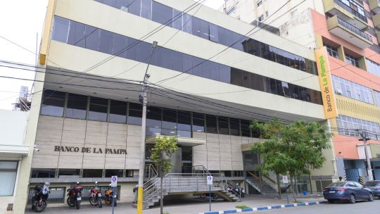 Deudas con tarjeta: Banco de La Pampa ofrece la tasa más baja para refinanciar 