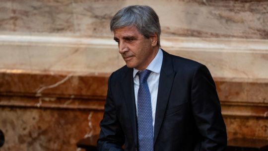 Argentina to repay US$4 billion, defying critics who doubted tack