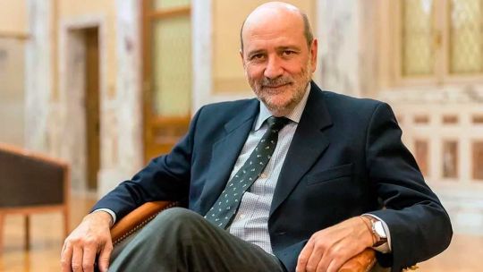 Exministro de Economía: “El superávit fiscal sostenible requiere crecimiento”
