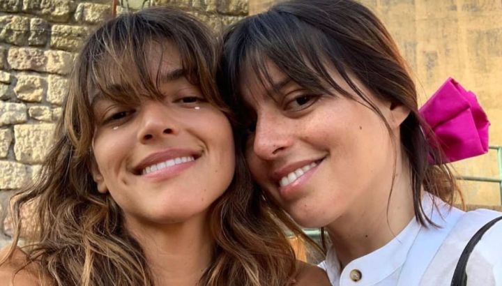 Así es el PH de Marou Rivero, la hermana de Calu Rivero: ecléctico, lleno de color y muchos libros