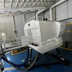 Visita al el Centro de Formación y Entrenamiento de Aerolíneas Argentinas (CEFEPRA), ubicado en Ezeiza.