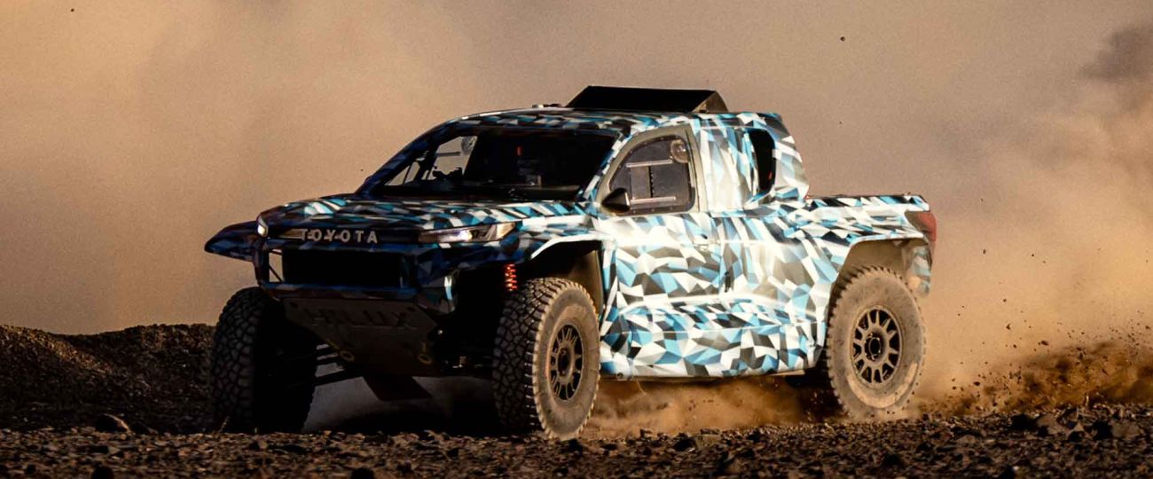 Cómo es la Toyota Hilux eléctrica que competirá en el Dakar 2027  