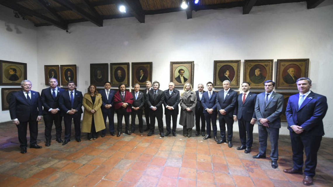 El Gobierno profundizó el recorte de fondos a las provincias: las transferencias cayeron más del 60% en el primer semestre